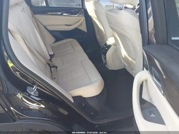 5UXTR9C57JLD66165 2018 BMW X3 - Image 8