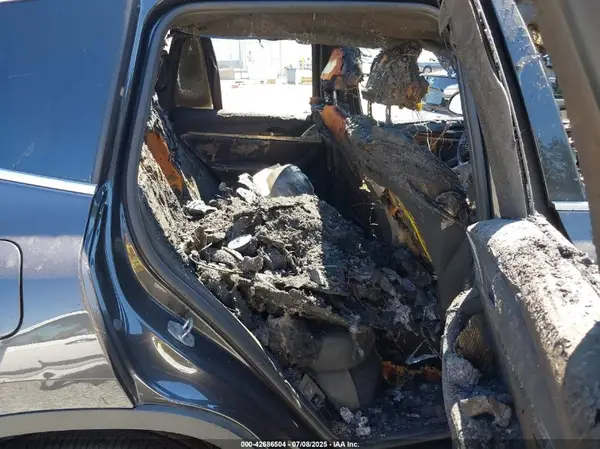 5UXTR9C57JLD71690 2018 BMW X3 - Image 8