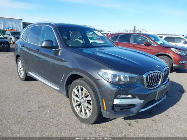 5UXTR9C57JLD72211 2018 BMW X3 - Image 1