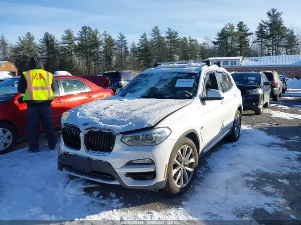 5UXTR9C57JLD73441 2018 BMW X3 - Image 2