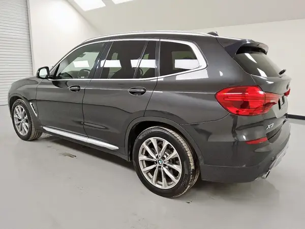 5UXTR9C57JLD73679 2018 BMW X3 - Image 2