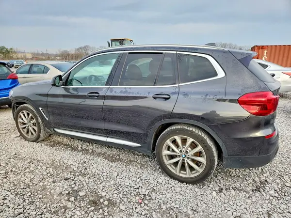 5UXTR9C57JLD74590 2018 BMW X3 - Image 2