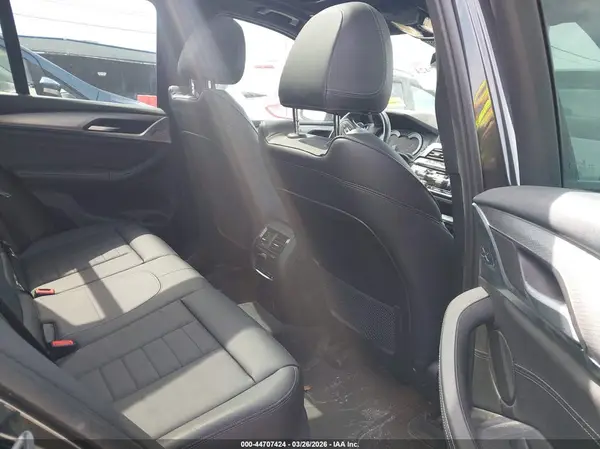 5UXTR9C57KLD92797 2019 BMW X3 - Image 8