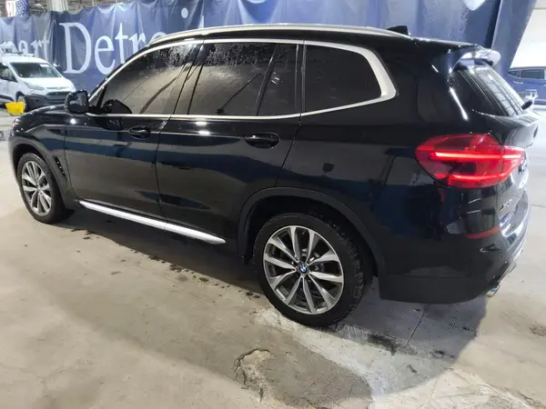 5UXTR9C57KLD93321 2019 BMW X3 - Image 2