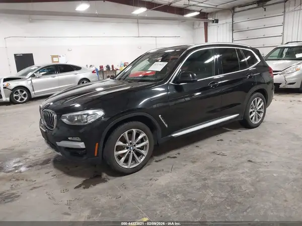 5UXTR9C57KLD95294 2019 BMW X3 - Image 2
