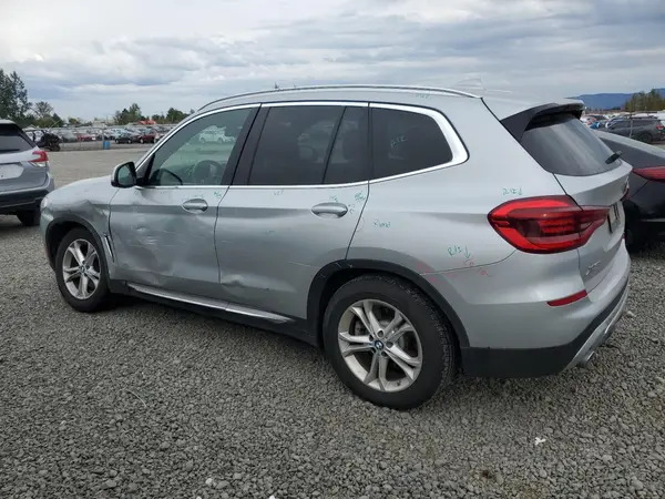 5UXTR9C57KLE14944 2019 BMW X3 - Image 2