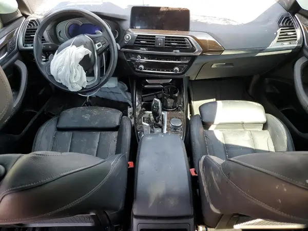 5UXTR9C57KLE18668 2019 BMW X3 - Image 8