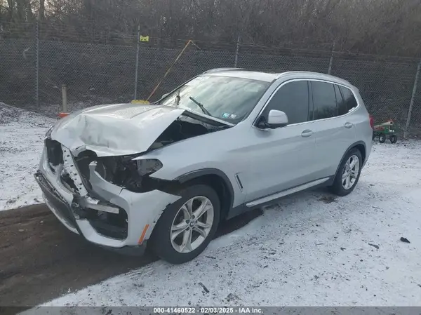 5UXTR9C57KLP76883 2019 BMW X3 - Image 2