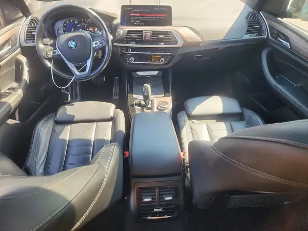 5UXTR9C57KLP82943 2019 BMW X3 - Image 8