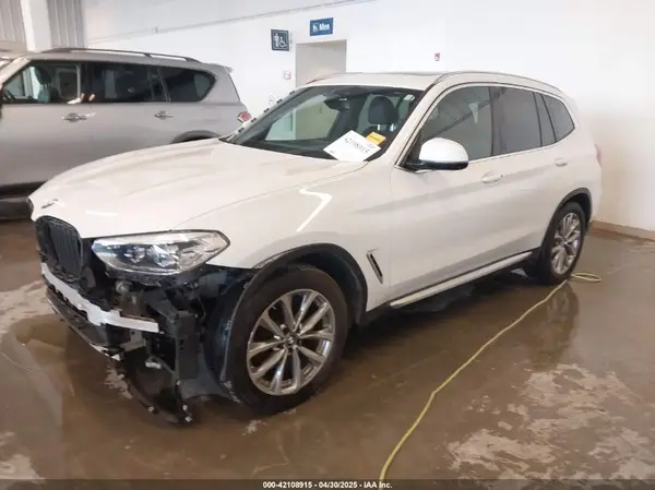 5UXTR9C57KLP85888 2019 BMW X3 - Image 2