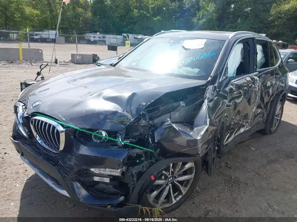 5UXTR9C57KLP86135 2019 BMW X3 - Image 2