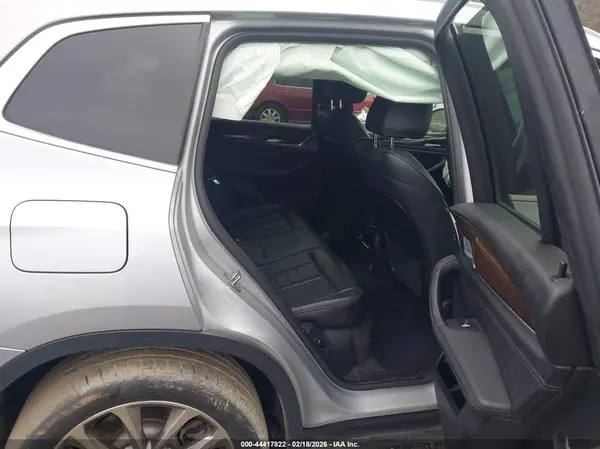 5UXTR9C57KLP92274 2019 BMW X3 - Image 8
