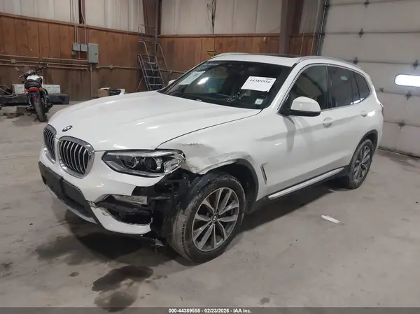 5UXTR9C57KLP97328 2019 BMW X3 - Image 2