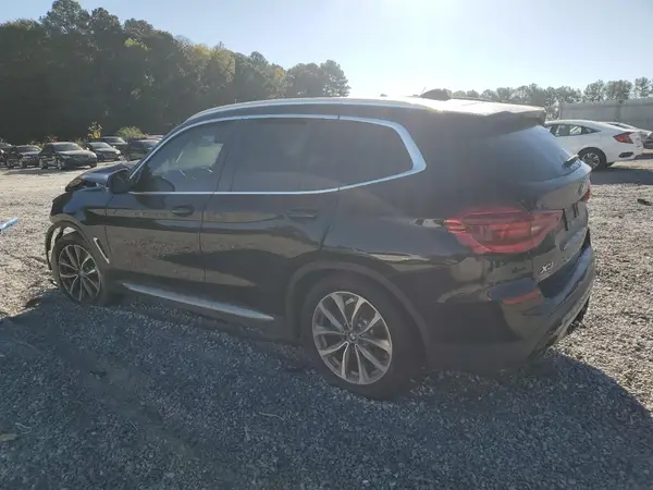 5UXTR9C57KLR03910 2019 BMW X3 - Image 2