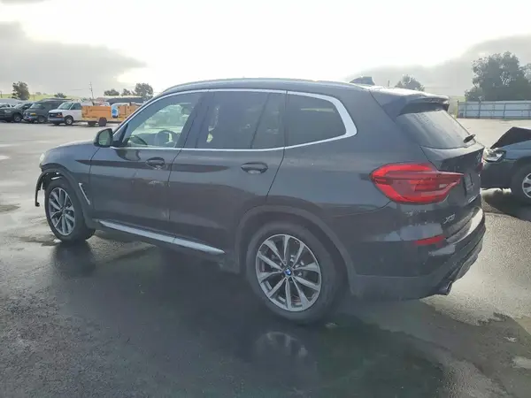 5UXTR9C57KLR06144 2019 BMW X3 - Image 2