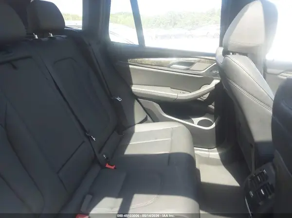 5UXTR9C58JLC73140 2018 BMW X3 - Image 8