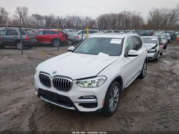 5UXTR9C58JLC73199 2018 BMW X3 - Image 2