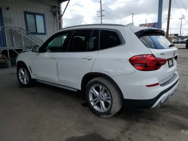 5UXTR9C58JLC74918 2018 BMW X3 - Image 2