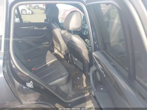 5UXTR9C58JLC78189 2018 BMW X3 - Image 8