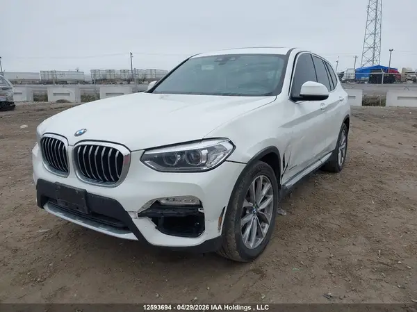5UXTR9C58JLC79942 2018 BMW X3 - Image 2