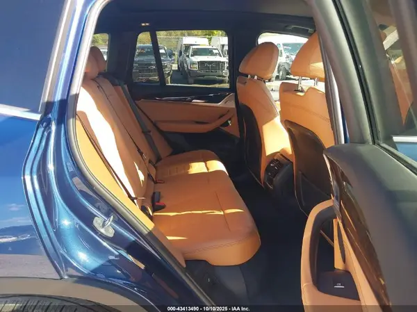 5UXTR9C58JLC80833 2018 BMW X3 - Image 8