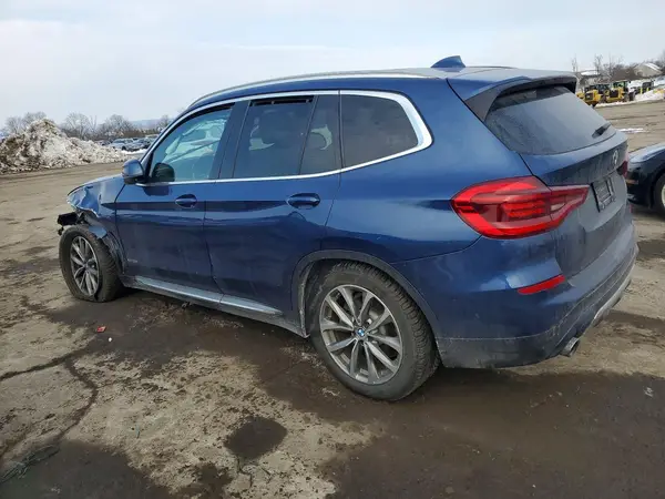 5UXTR9C58JLC83635 2018 BMW X3 - Image 2