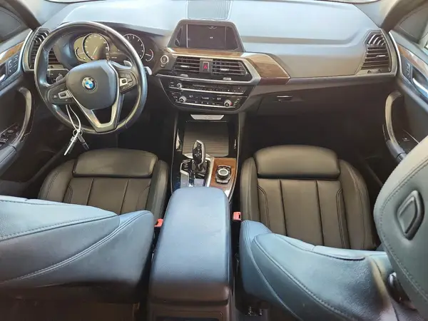5UXTR9C58JLD57300 2018 BMW X3 - Image 8