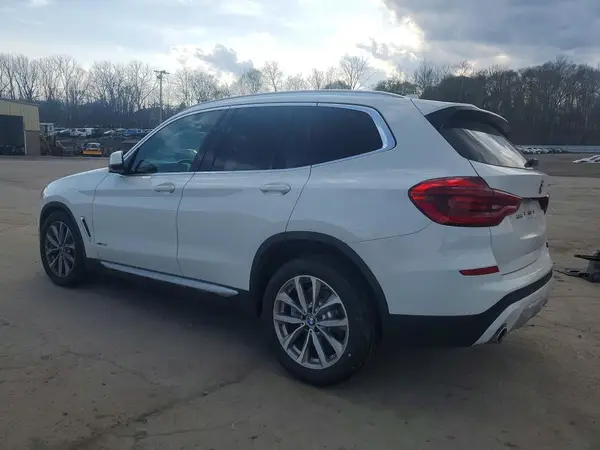 5UXTR9C58JLD59628 2018 BMW X3 - Image 2