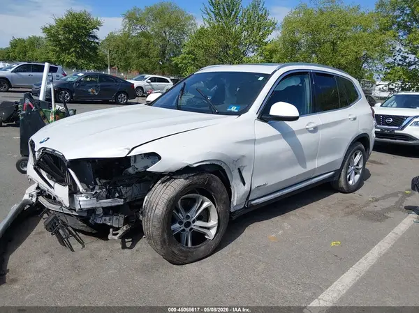 5UXTR9C58JLD61119 2018 BMW X3 - Image 2