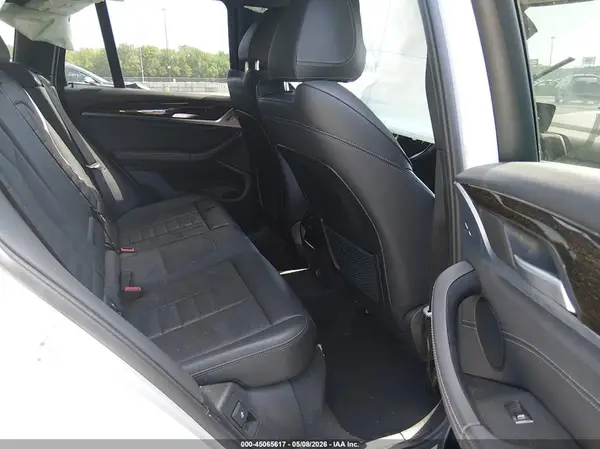 5UXTR9C58JLD61119 2018 BMW X3 - Image 8