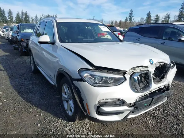5UXTR9C58JLD61122 2018 BMW X3 - Image 1