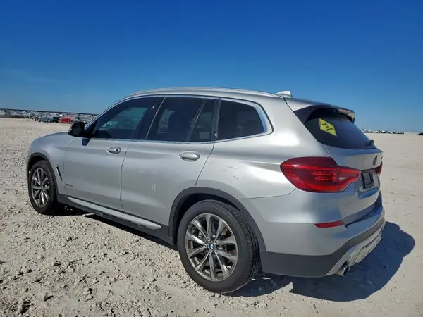 5UXTR9C58JLD62917 2018 BMW X3 - Image 2