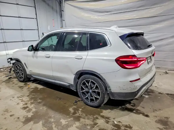 5UXTR9C58JLD63954 2018 BMW X3 - Image 2