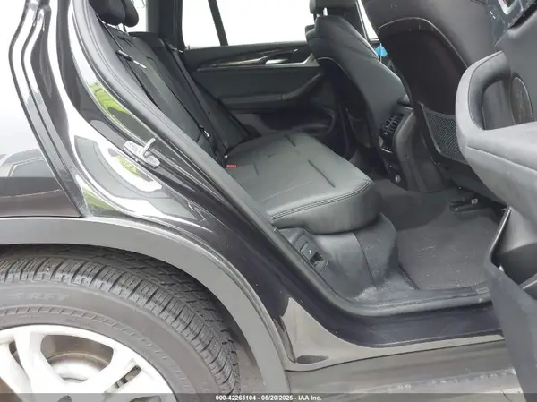 5UXTR9C58JLD65297 2018 BMW X3 - Image 8