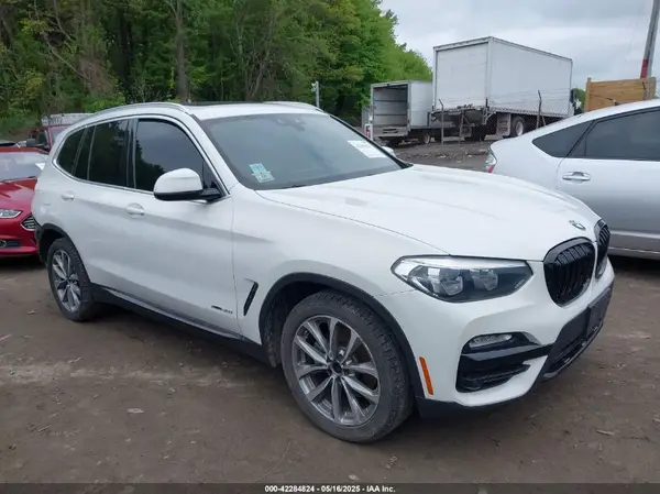 5UXTR9C58JLD66868 2018 BMW X3 - Image 1