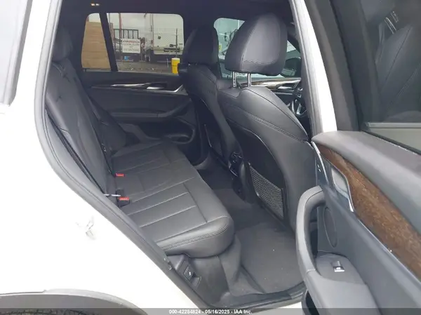 5UXTR9C58JLD66868 2018 BMW X3 - Image 8
