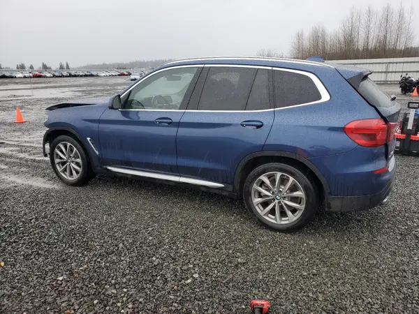 5UXTR9C58JLD69740 2018 BMW X3 - Image 2