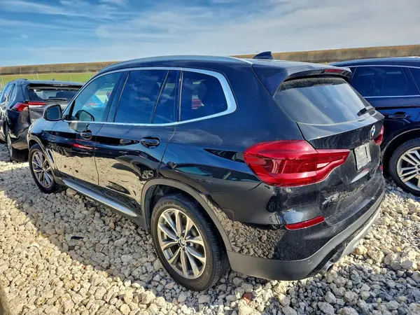 5UXTR9C58JLD72864 2018 BMW X3 - Image 2