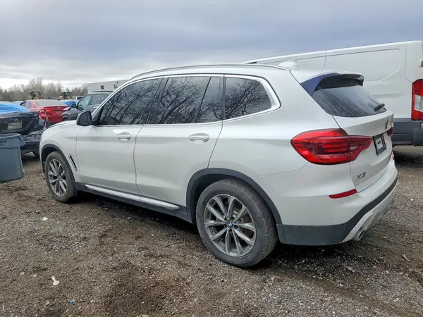 5UXTR9C58KLD91562 2019 BMW X3 - Image 2