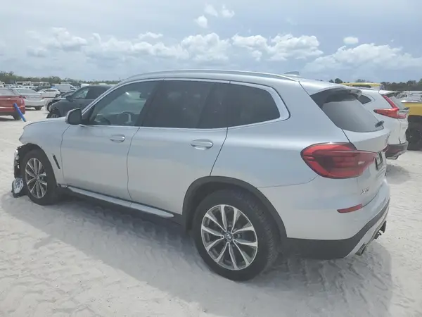 5UXTR9C58KLD93442 2019 BMW X3 - Image 2