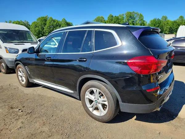 5UXTR9C58KLD94347 2019 BMW X3 - Image 2