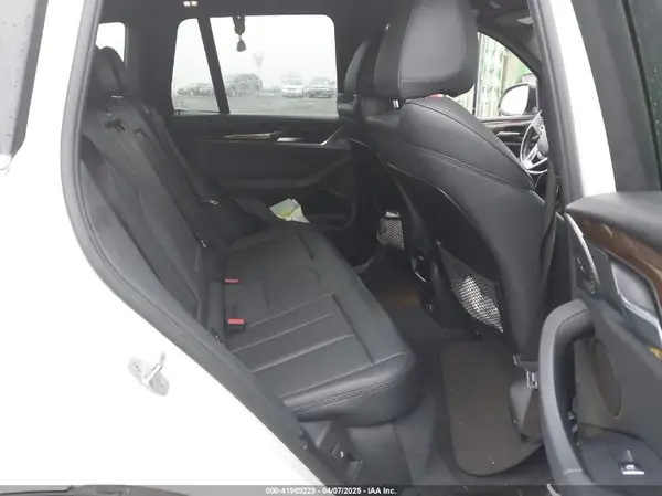 5UXTR9C58KLD96857 2019 BMW X3 - Image 8