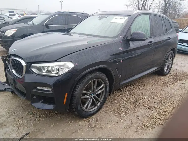 5UXTR9C58KLE16010 2019 BMW X3 - Image 2
