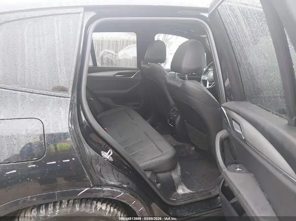 5UXTR9C58KLE16010 2019 BMW X3 - Image 8