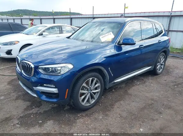 5UXTR9C58KLE19151 2019 BMW X3 - Image 2
