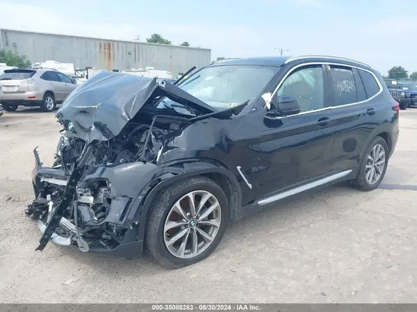 5UXTR9C58KLE20199 2019 BMW X3 - Image 2