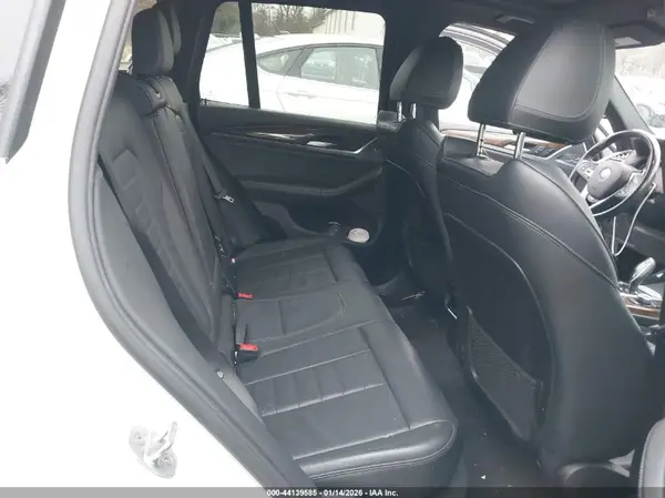 5UXTR9C58KLE20476 2019 BMW X3 - Image 8