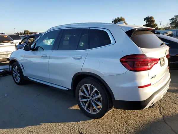 5UXTR9C58KLP76665 2019 BMW X3 - Image 2