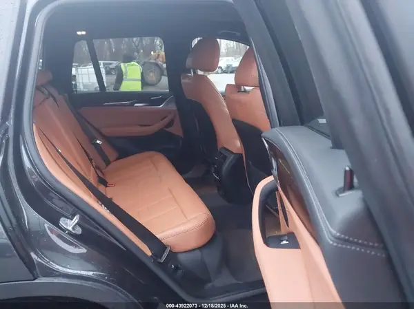 5UXTR9C58KLP77783 2019 BMW X3 - Image 8