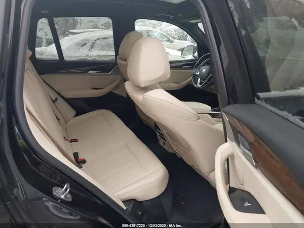 5UXTR9C58KLP82854 2019 BMW X3 - Image 8